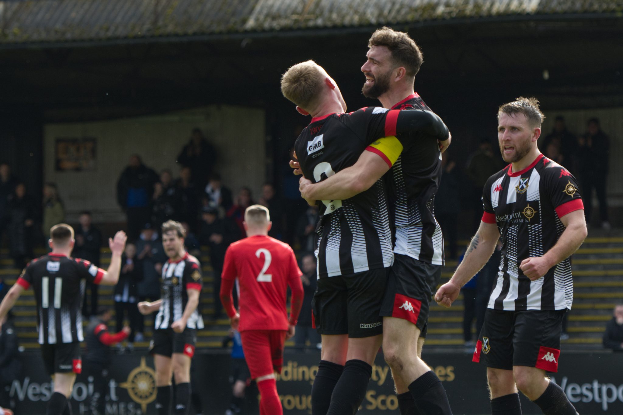 Notts County : Sejarah Panjang Si Kuda Hitam Putih, Klub Sepak Bola Tertua di Dunia