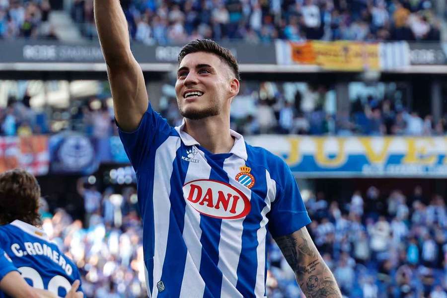 Roberto Fernández Talenta Muda Timnas Paraguay yang Siap Menembus Panggung Dunia