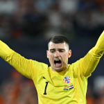 Dominik Livaković: Tembok Kokoh Timnas Kroasia yang Bersinar di Panggung Dunia